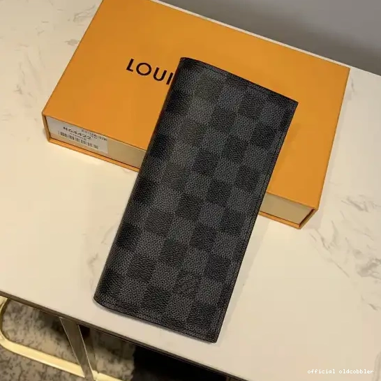Official oldcobbler LOUIS ALEXANDRE VUITTON WALLET 0525